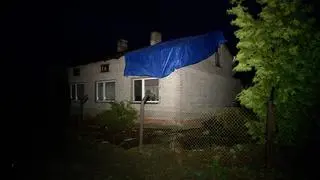 Wiatr w woj. łódzkim uszkodził dachy