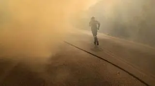 Walka z pożarem w pobliżu greckiej stolicy