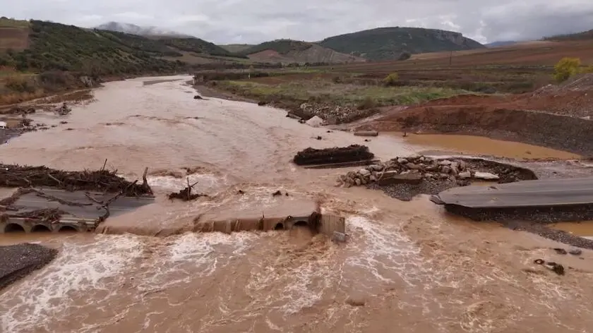 Grecja. Znów przyszły niszczycielskie burze. "Woda wdziera się do naszych domów"