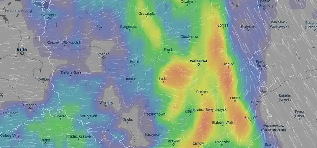 Te mapy pokazują, jak będą wędrować opady i burze