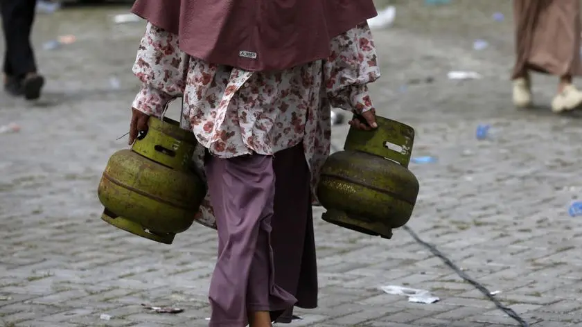 Indonezja. Plądrowali sklepy, bo nie mieli co jeść
