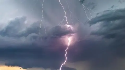 Pojawią się burze