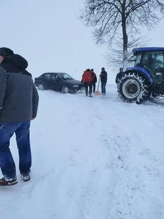 Mocno sypnęło śniegiem w okolicach Ciechanowa