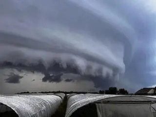 Chmura szelfowa widoczna w Białobrzegach