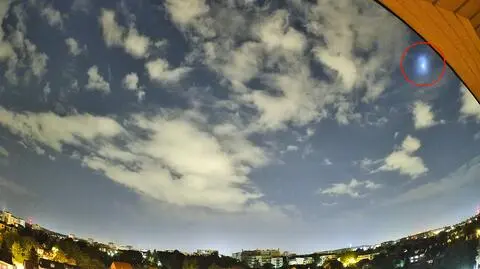 Tajemnicze światło przemknęło po polskim niebie. Czym było?