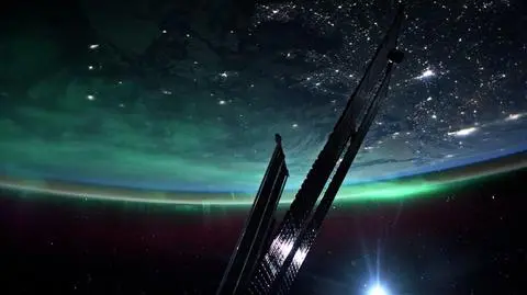 "Absolutnie nierealne". Tak zorza polarna prezentowała się astronautom