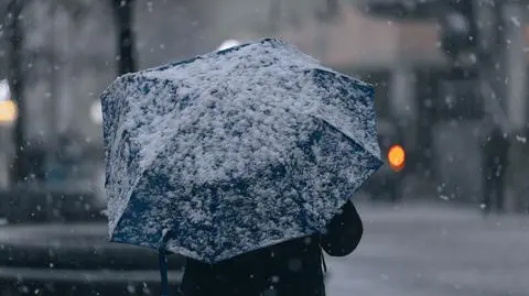 Idzie zmiana w pogodzie. Będzie sypać śnieg, zrobi się mroźno