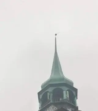Iglica kościoła w Białogardzie została przechylona