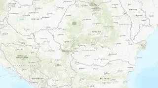 Epicentrum wstrząsów oznaczono pomarańczową gwiazdką.