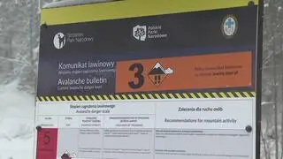 Trzeci stopień zagrożenia lawinowego w Tatrach