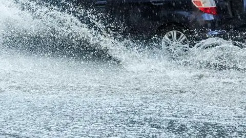Podtopienia i przekroczony stan alarmowy na rzece w Małopolsce