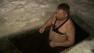 Gołdap nowym biegunem zimna. Ale niektórym to nie przeszkadza ["Fakty" TVN]