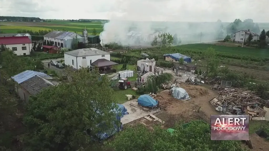 Relacja z miejsca dotkniętego trąbą powietrzną