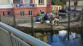 Wysoki poziom wody w rzece Słupia