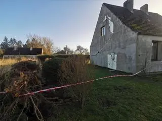 Zniszczenia spowodowane przez silny wiatr
