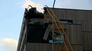 W Belgii przewrócił się żuraw budowlany