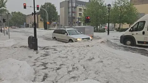 "Godzinę trwała ta nawałnica. Deszcz zaczął padać, a później grad. Wszystko razem"