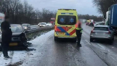 1100 kilometrów zatorów drogowych. "Jest bardzo tłoczno"