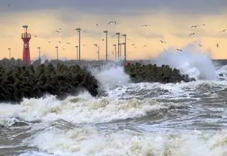 IMGW ostrzega przed sztormem na Bałtyku