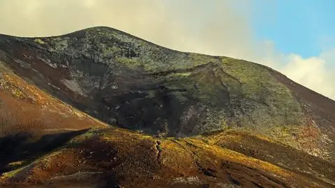 Morze popiołu. Dwa miesiące po ustaniu erupcji wulkanu
