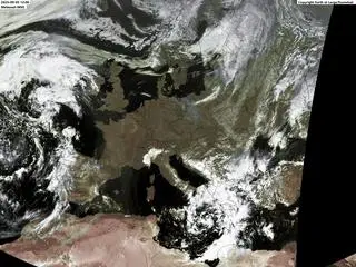 Cyklon nad Grecją, zdjęcie satelitarne
