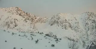Dolina Pięciu Stawów Polskich, widok na Granaty, piątek 3.02.2023