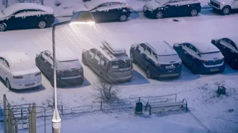 Będzie sypać mocno. Ostrzeżenia w kilku województwach