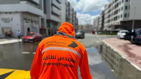 Do uprzątnięcia Dubaju potrzebowali ponad 5 tysięcy osób