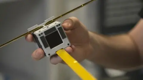 Studenci budują satelitę, będzie miał swój selfie stick