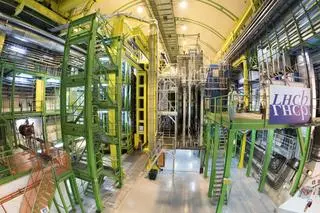 "Komora testowa" eksperymentu LHCb