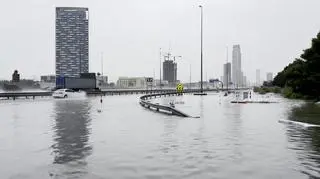 Zalane drogi w Dubaju