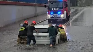 Zalany przejazd pod wiaduktem w Ostrowie Wielkopolskim