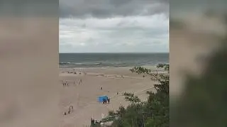 Trąba powietrzna na morzu w Jarosławcu