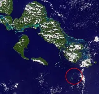 Erupcja wulkanu Kavachi na zdjęciu satelitarnym z 14 maja