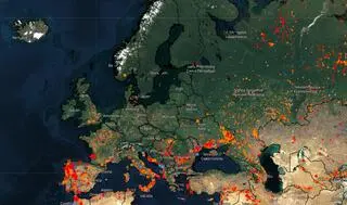 Mapa pożarów w Europie w dniach 09-15.07. Na czerwono zaznaczone są aktywne pożary