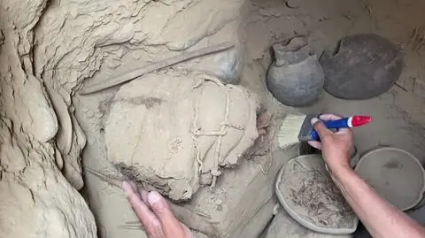 W Peru odkryto 14 preinkaskich mumii, część ciał należała do dzieci