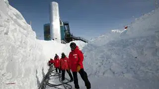 Pracownicy IceCube Neutrino Observatory 