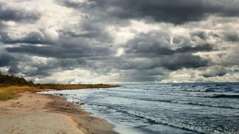 W Poznaniu i innych miastach zachodu tej nocy spadnie deszcz