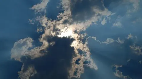 Słońce rozgania deszcz. Poprawa pogody