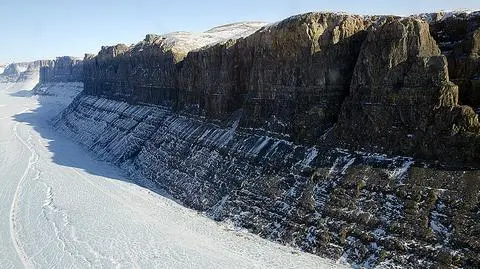 Naukowcy odkrywają tajemnice Antarktydy. Znaleźli największy kanion na świecie