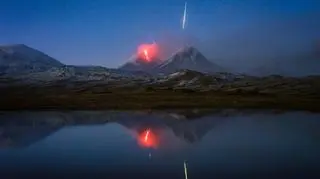 Meteor nad rosyjskim wulkanem Kluczewska Sopka