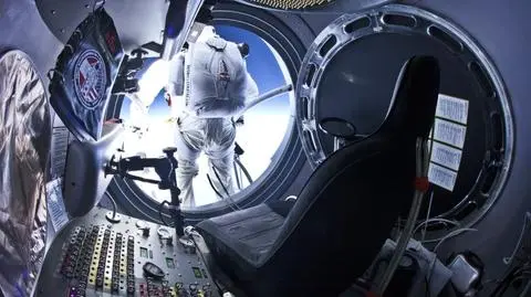 Baumgartner skoczył i prześcignął dźwięk