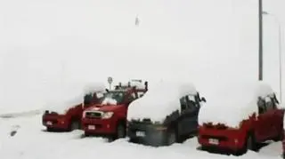 Boliwijska wioska na pograniczu Chile zasypana śniegiem