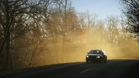 Drogi na ogół będą suche. Tylko lokalnie na wschodzie popada