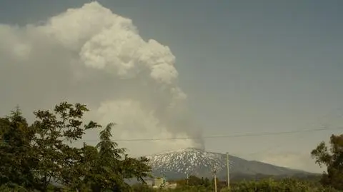 Eksperci: możliwa wielka erupcja Etny