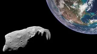 Asteroida minie Ziemię za 13 lat