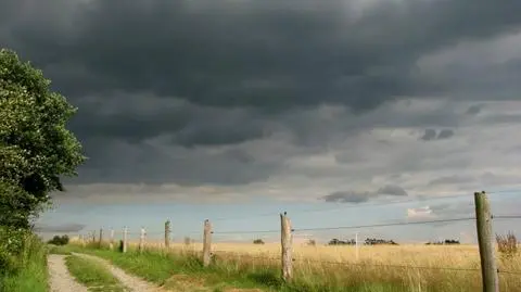 Na południu kraju pojawią się chmury burzowe