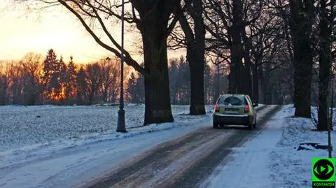 Śnieg, deszcz, gołoledź. Na drogach sytuacja będzie trudna
