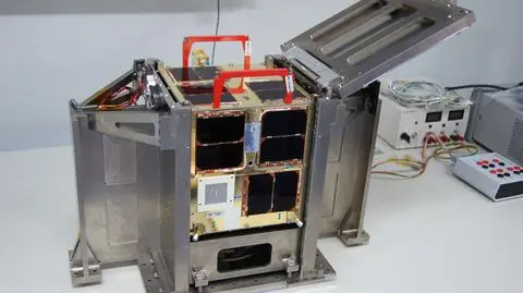 Heweliusz to "bliźniak" satelity Lema, który już poleciał w kosmos