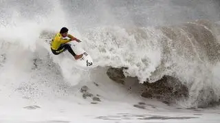 Najlepsi surferzy świata podczas wtorkowych mistrzostw w Portugalii